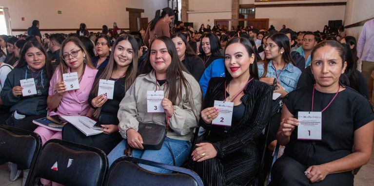 Van más de 6 mil claves docentes entregadas en la presente administración
