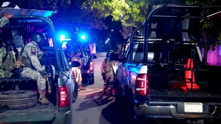 Delincuentes atacan con drones explosivos a policías en Parácuaro