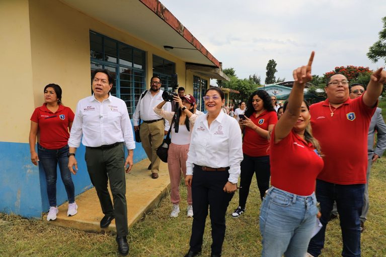 Gobiernos estatal y federal suman esfuerzos para atender a la comunidad educativa