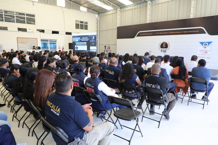 Cierra FGE Ciclo de Conferencias de Identificación Humana