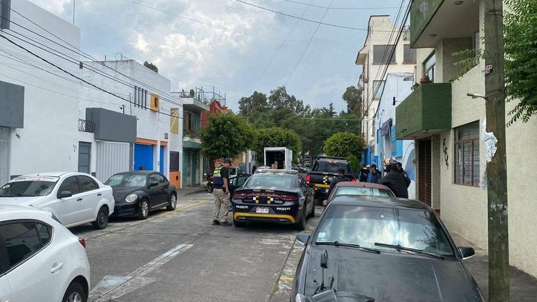 Delincuentes intentan asaltar negocio de impresión en la colonia Ventura Puente y balean a hombre