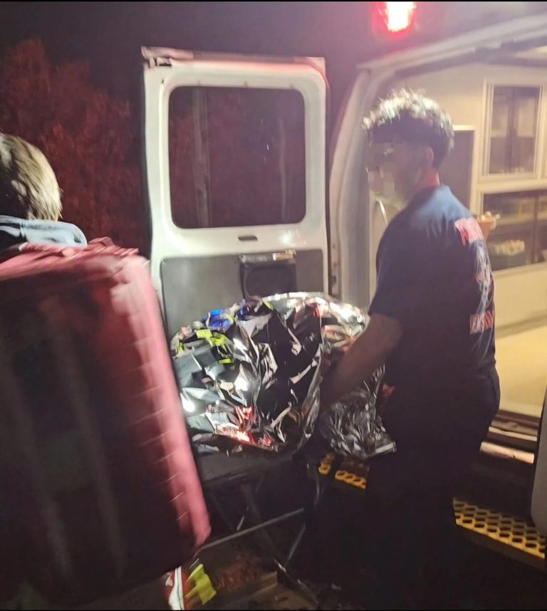 Rescatan a motociclista tras accidentarse en el cerro de Ticuitaco, en La Piedad
