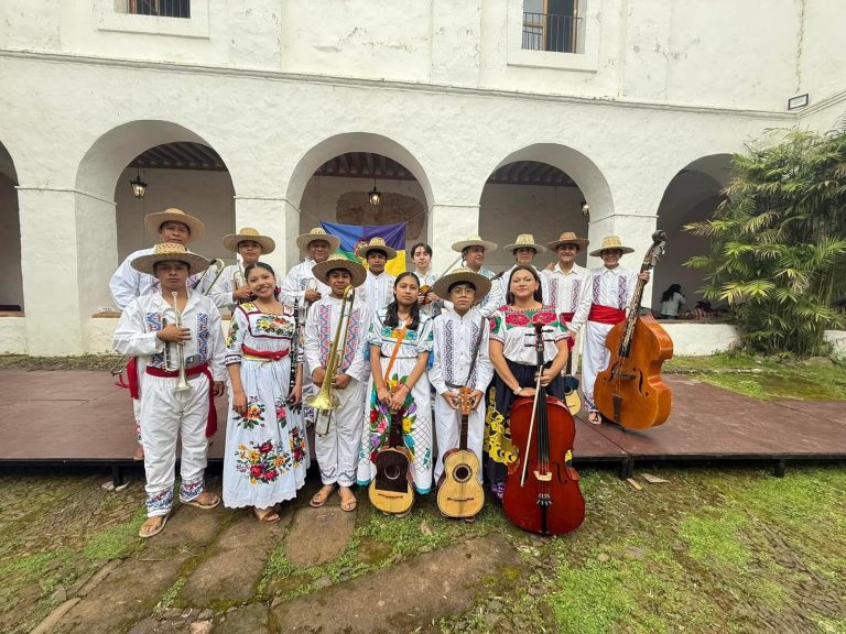 El talento de niñas, niños y jóvenes músicos resonará en Pátzcuaro