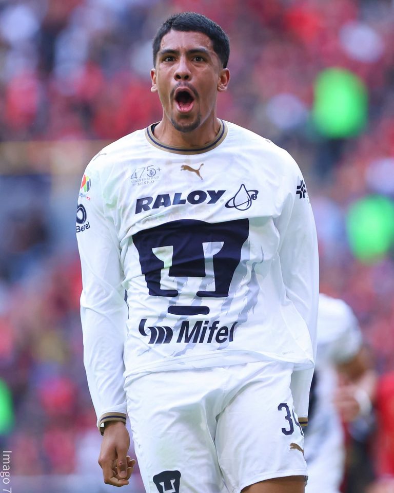 Pumas saca el empate del Jalisco