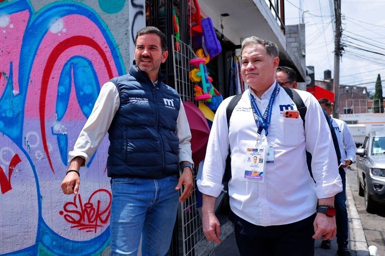 Yankel Benítez guía operativo de ordenamiento de establecimientos en colonia Ignacio Zaragoza