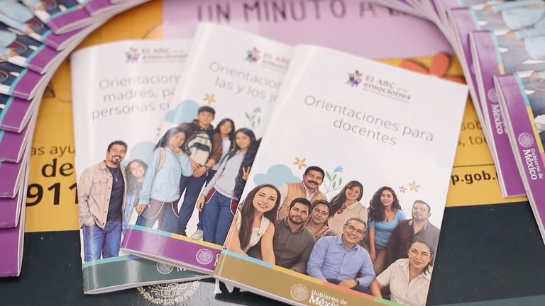 Inicia distribución de ejemplares del ABC de las emociones en Michoacán