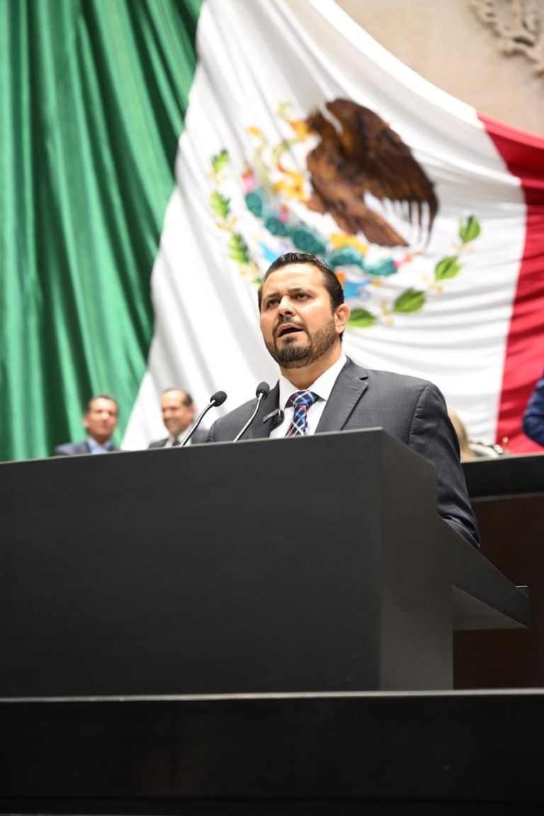 Armando Tejeda: el Informe habla de logros; las familias enfrentan menos crecimiento, más deuda y una vida más cara