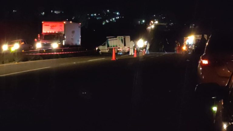 Ataque armado deja dos muertos y un menor herido en la Morelia-Salamanca