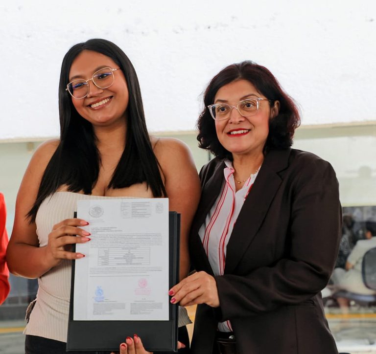 SEE concluye entrega de adscripciones a 560 docentes