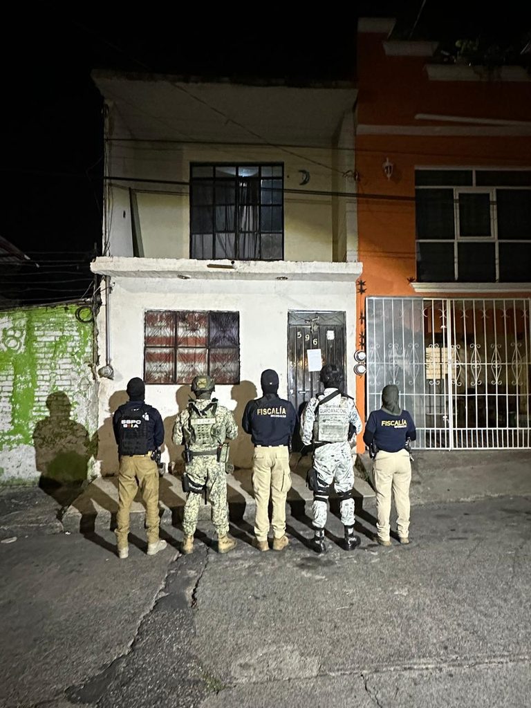 FGE asegura inmueble y 982 dosis de sustancias ilícitas durante cateo en Morelia