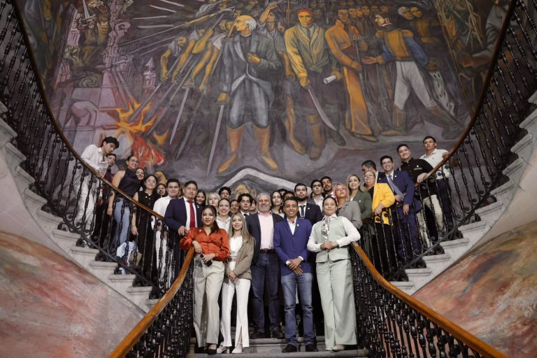 Destaca Bedolla pluralidad política y cultural de Michoacán ante Parlamento Juvenil 2026
