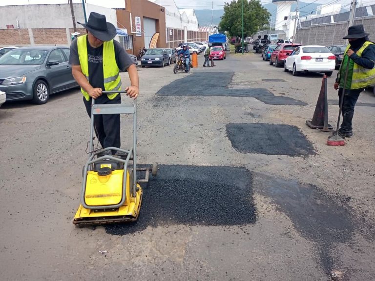 Permanentes y en distintos puntos de la ciudad, jornadas de bacheo del Gobierno de Morelia