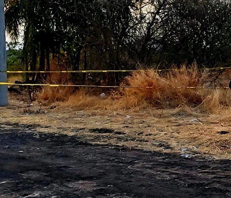 Hallan a un ejecutado en brecha de Buenavista Tomatlán