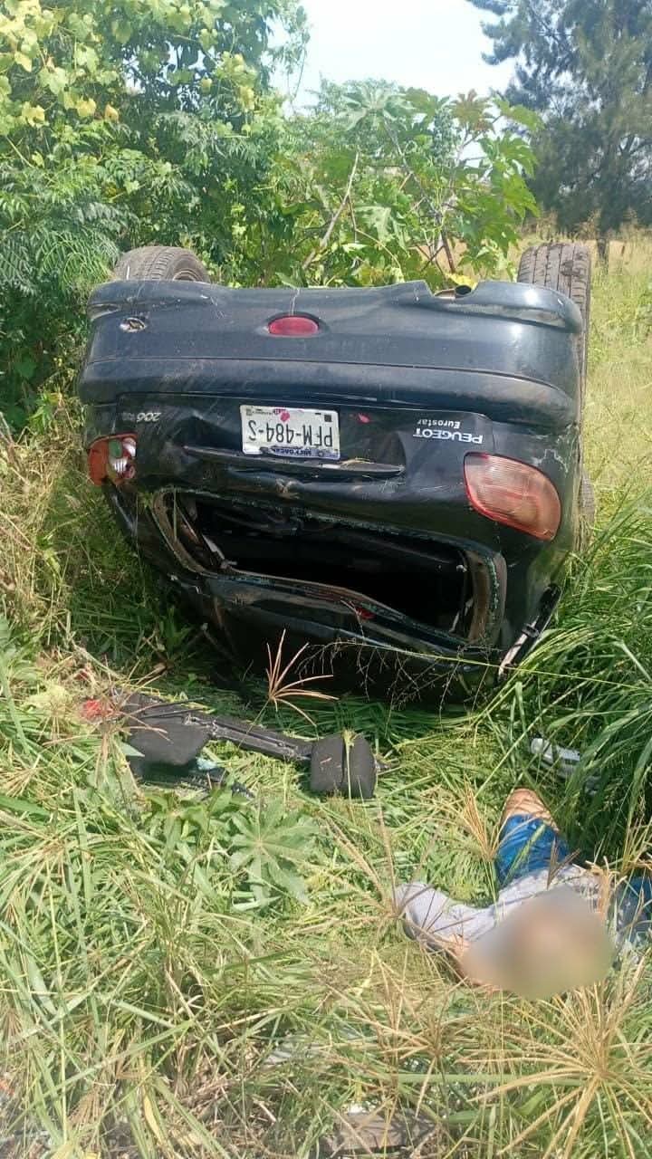 Automovilista resulta herido tras volcadura en la avenida Morelos Norte de Morelia